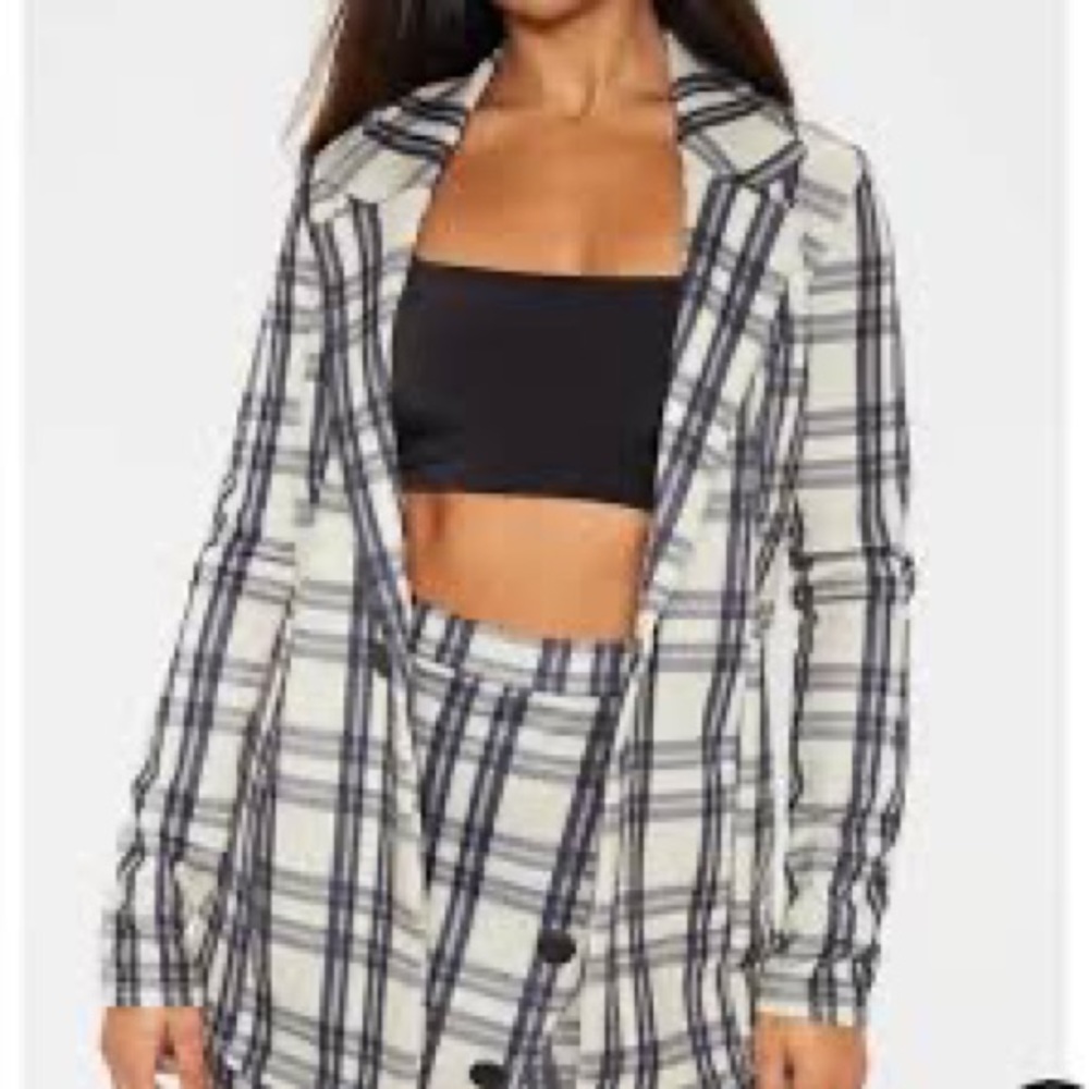 Pretty little thing boyfriend blazer checked